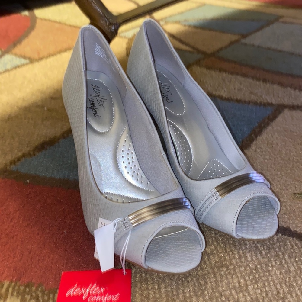 Grey heels